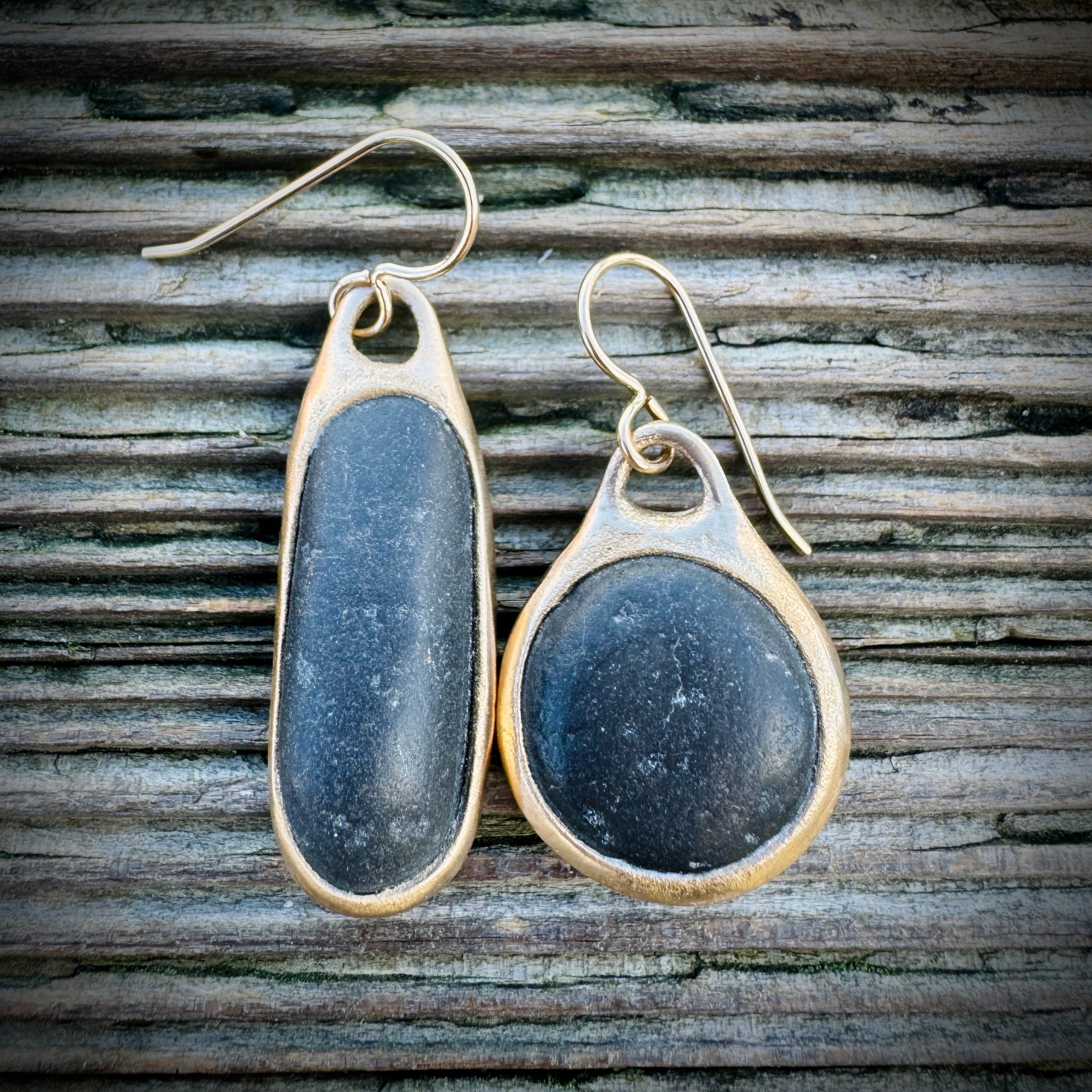 Pebblebelly Earrings #542