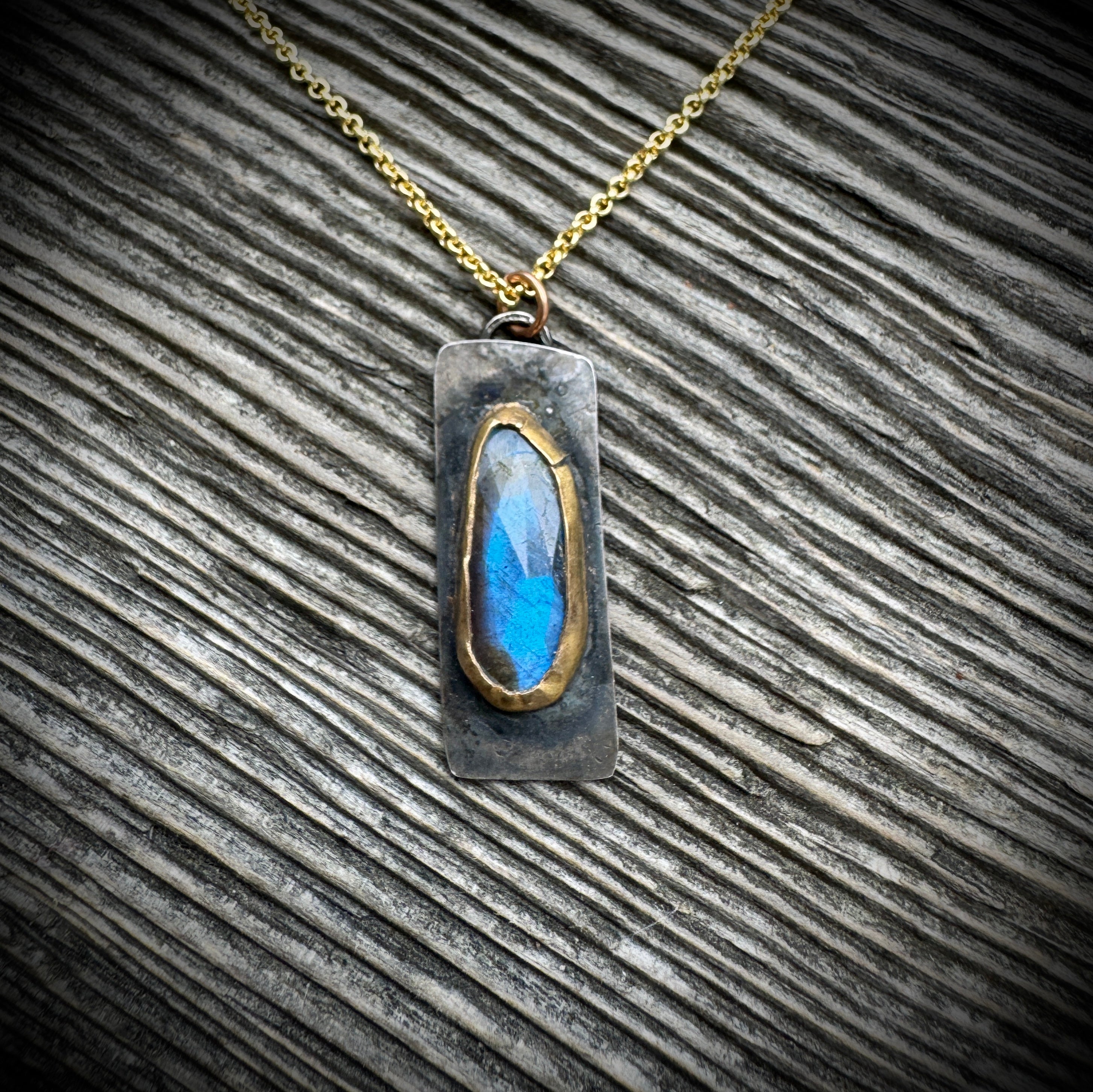 Handmade Labradorite Rosecut Pendant with 22k gold bezel L752